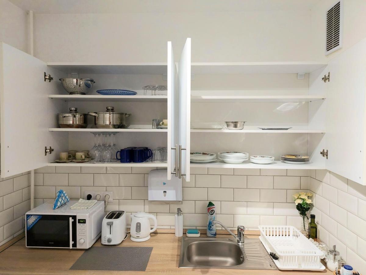 Aweshome City Apartment - 3 Bedrooms And Free Parking Debrecen Exteriör bild